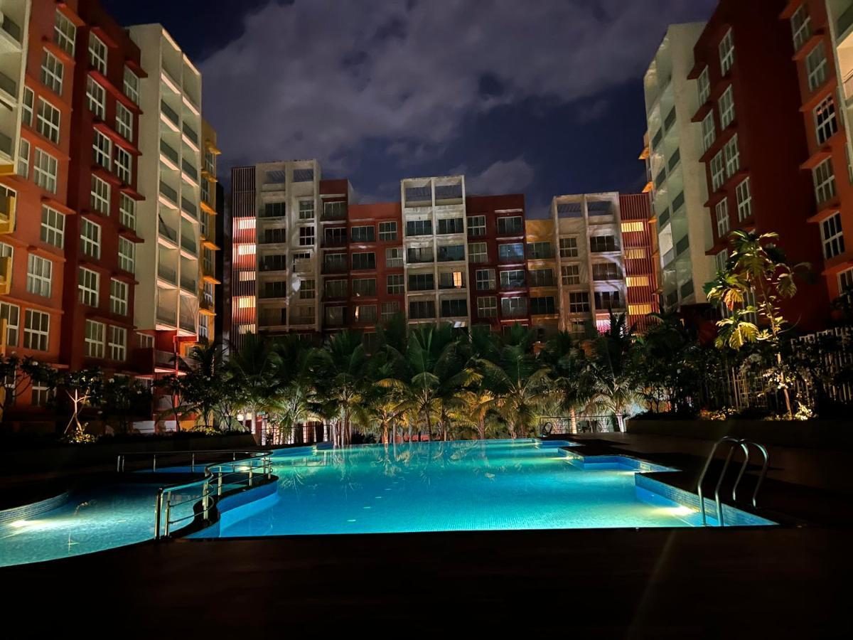 Studio Apt With Rooftop Panoramic Views @ Dabolim Vāsco Da Gāma Esterno foto